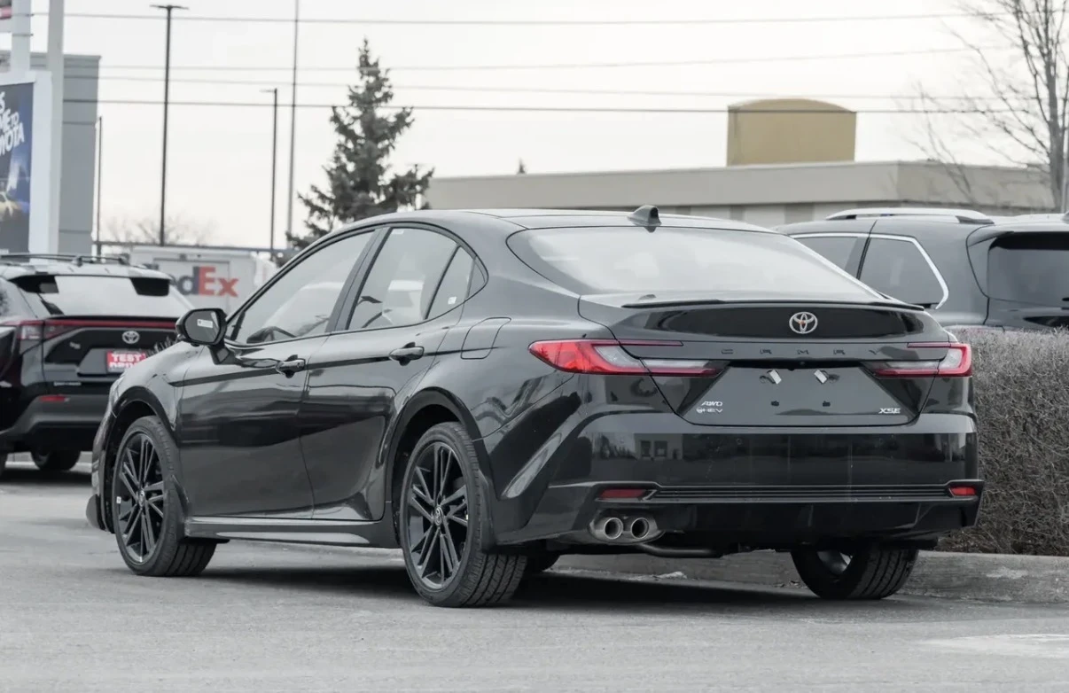 Toyota Camry XSE HYBRID * 360 КАМЕРА * ОБДУХВАНЕ * AWD * НОВА *, снимка 4 - Автомобили и джипове - 55059867