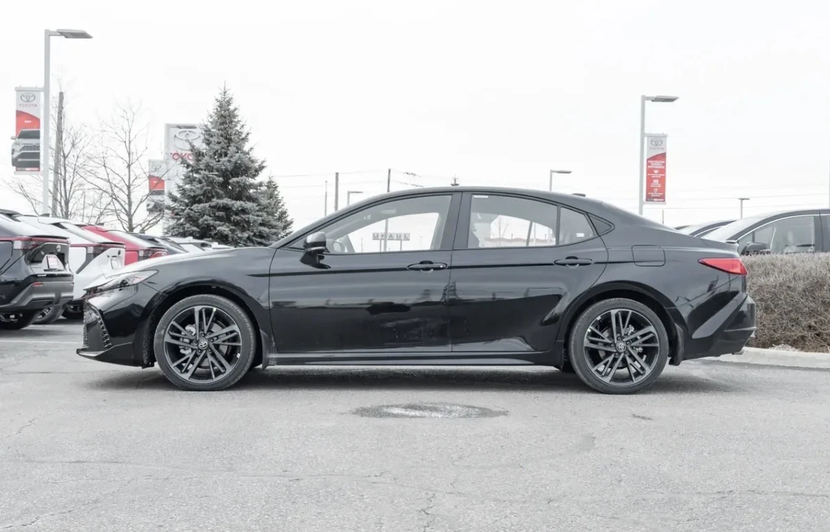 Toyota Camry XSE HYBRID * 360 КАМЕРА * ОБДУХВАНЕ * AWD * НОВА *, снимка 3 - Автомобили и джипове - 55059867