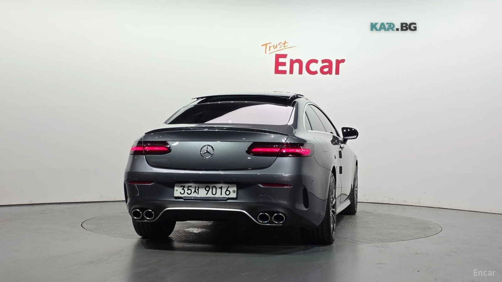 Mercedes-Benz E 220 BURMASTER* AIR SUSPENSION* PANO* , снимка 4 - Автомобили и джипове - 55233374