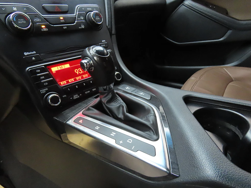 Kia K5 2.0* ПОДГРЕВ ВОЛАН* КРАЙНА ЦЕНА, снимка 17 - Автомобили и джипове - 55496119
