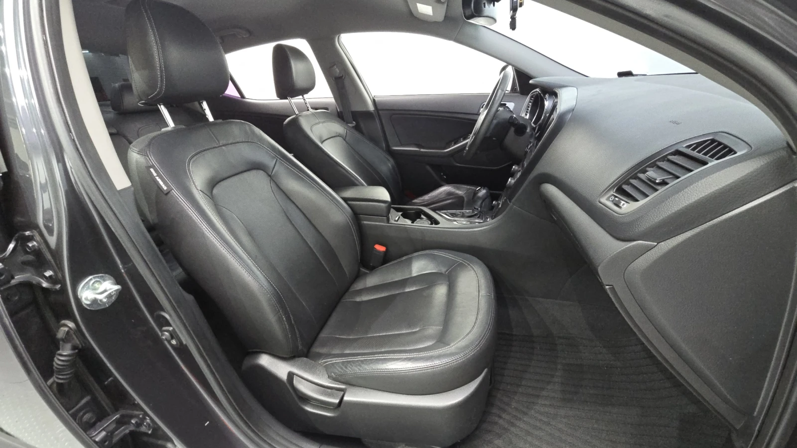 Kia K5 2.0* КРАЙНА ЦЕНА, снимка 11 - Автомобили и джипове - 55496119