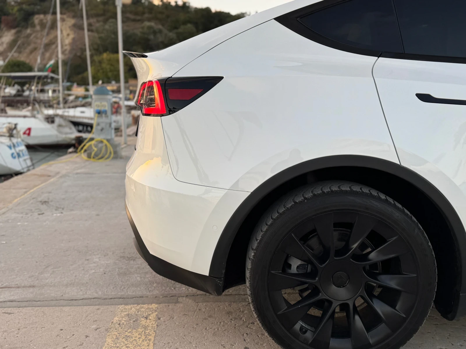 Tesla Model Y, снимка 5 - Автомобили и джипове - 55775456