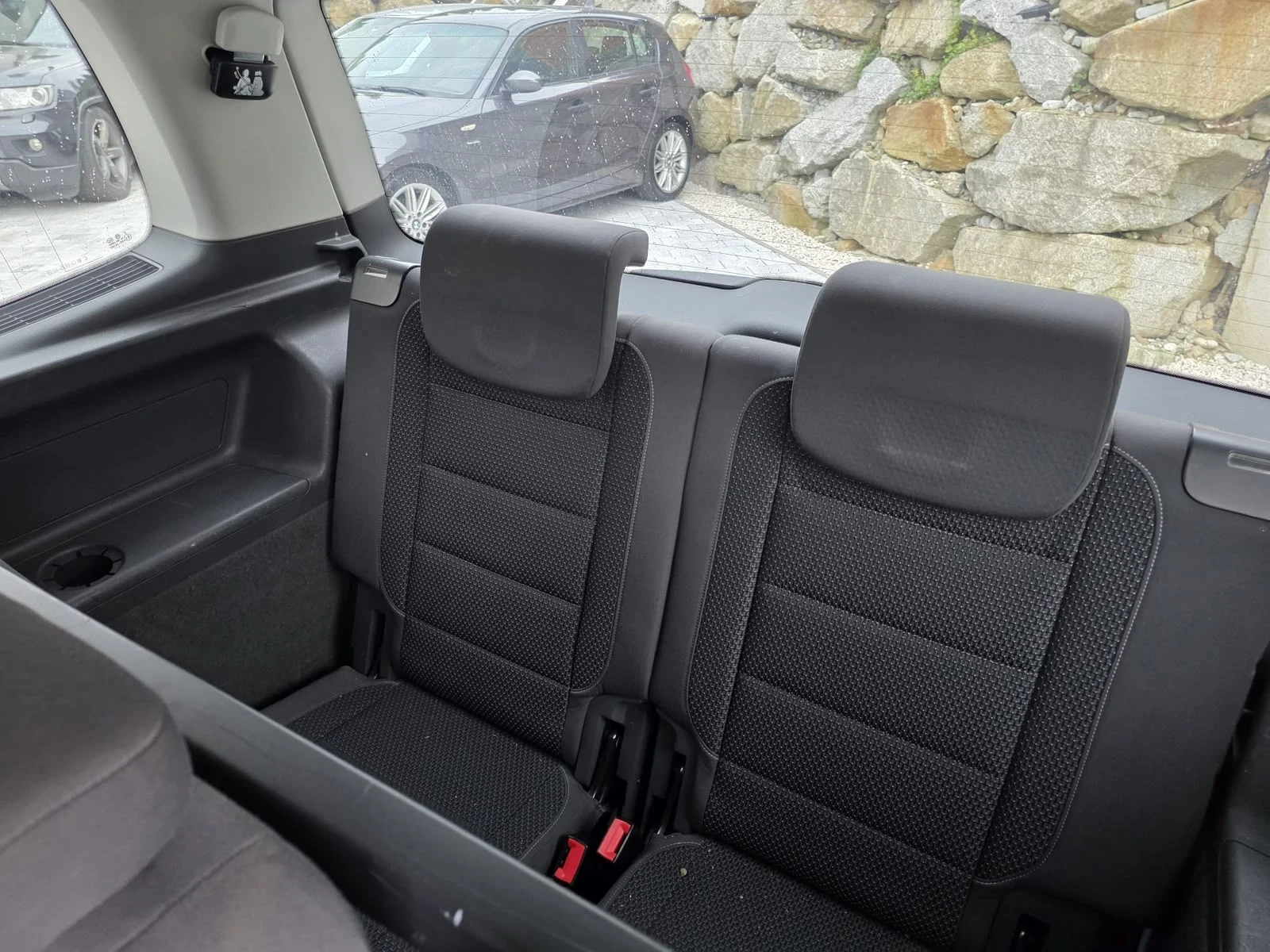 VW Touran, снимка 13 - Автомобили и джипове - 55823049