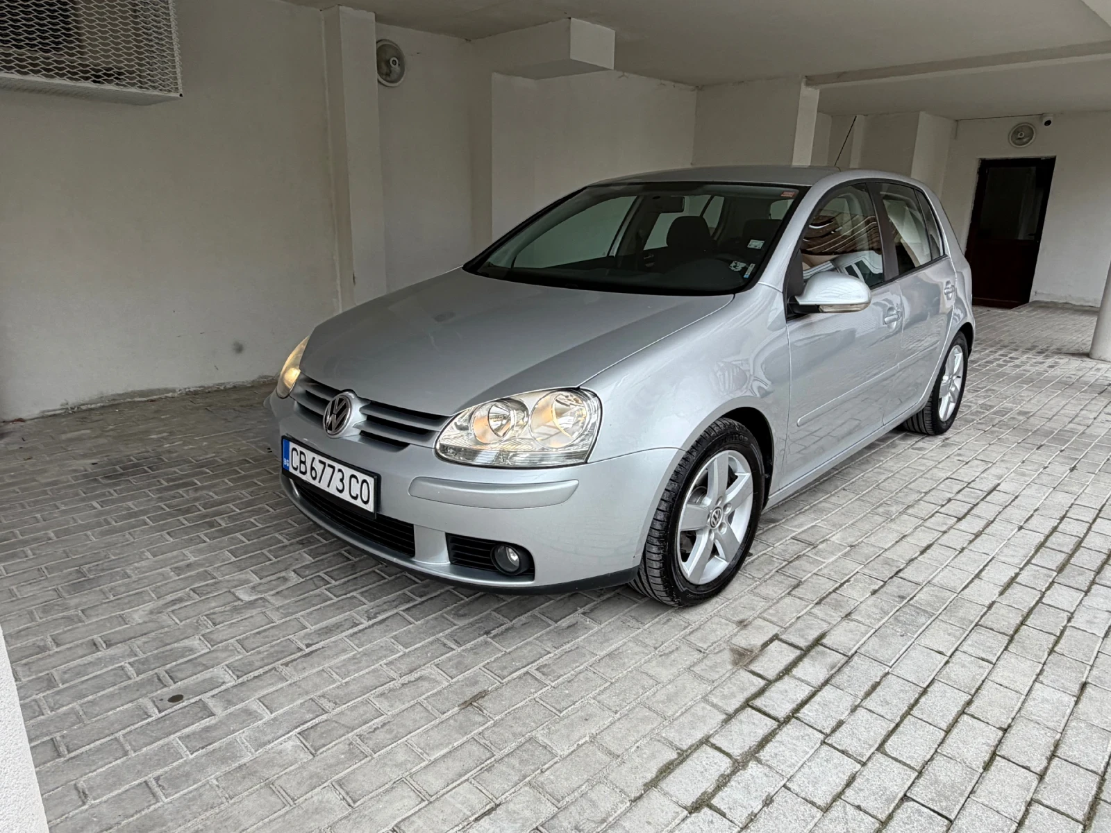 VW Golf Comfortline Бензен- Газ!