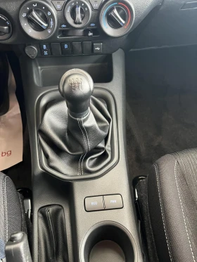 Toyota Hilux 2.8D 6MT Comfort, снимка 16