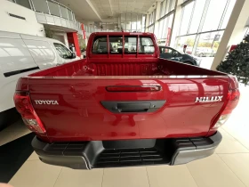 Toyota Hilux 2.8D 6MT Comfort, снимка 6