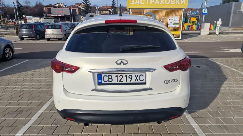 Infiniti QX70, снимка 5 - Автомобили и джипове - 47468078