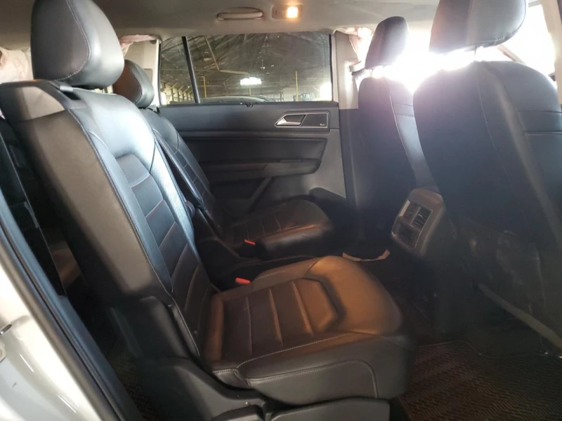 VW Atlas PREMIUM, снимка 9 - Автомобили и джипове - 48682590