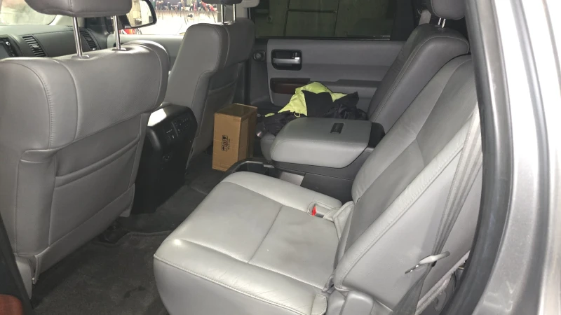 Toyota Sequoia Platinum , снимка 4 - Автомобили и джипове - 52760696