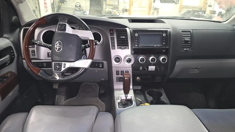 Toyota Sequoia Platinum , снимка 5 - Автомобили и джипове - 52760696