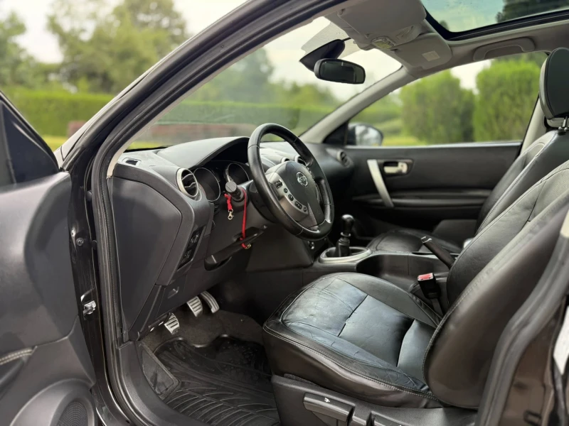 Nissan Qashqai 1.5 DCI 7 Места DX532YT, снимка 15 - Автомобили и джипове - 53229297