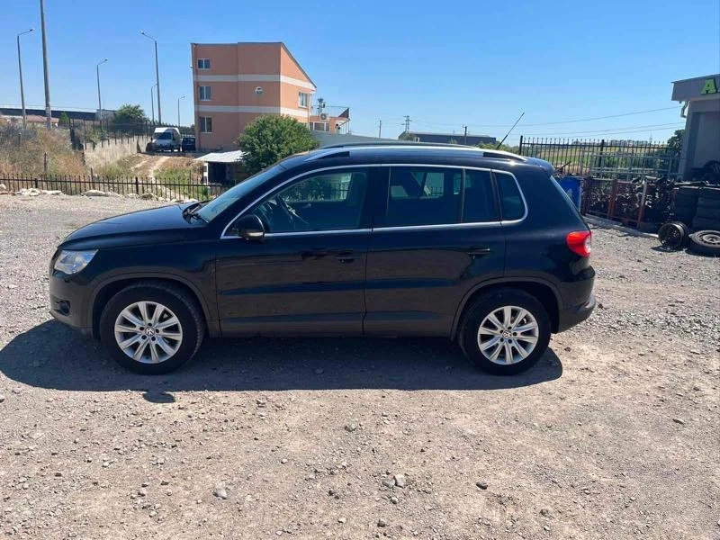 VW Tiguan 2,0 tdi На части - изображение 2