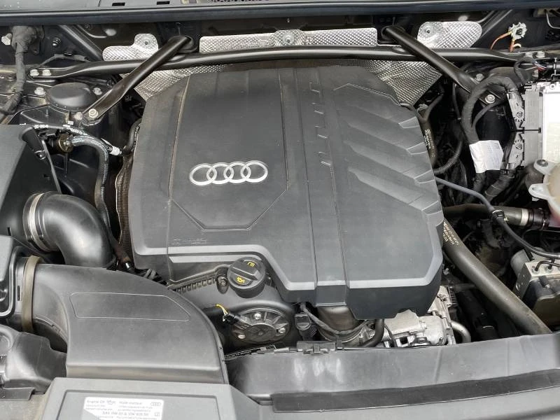 Audi Q5 * Progressiv * ДИСТРОНИК * ПОДГРЕВ * CARFAX, снимка 8 - Автомобили и джипове - 55652112