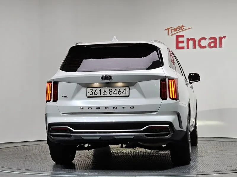 Kia Sorento 2.2 CRDI 4WD - САМО 30% АВАНС, снимка 4 - Автомобили и джипове - 56018256