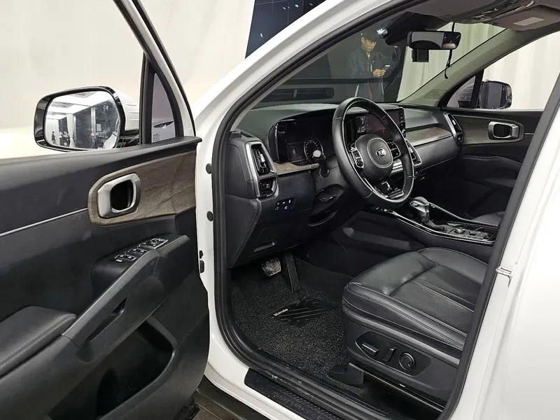 Kia Sorento 2.2 CRDI 4WD - САМО 30% АВАНС, снимка 10 - Автомобили и джипове - 56018256