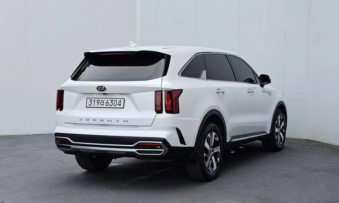 Kia Sorento Diesel 2.2 2WD * НАЙ-ДОБРА ЦЕНА В БЪЛГАРИЯ*  - изображение 2