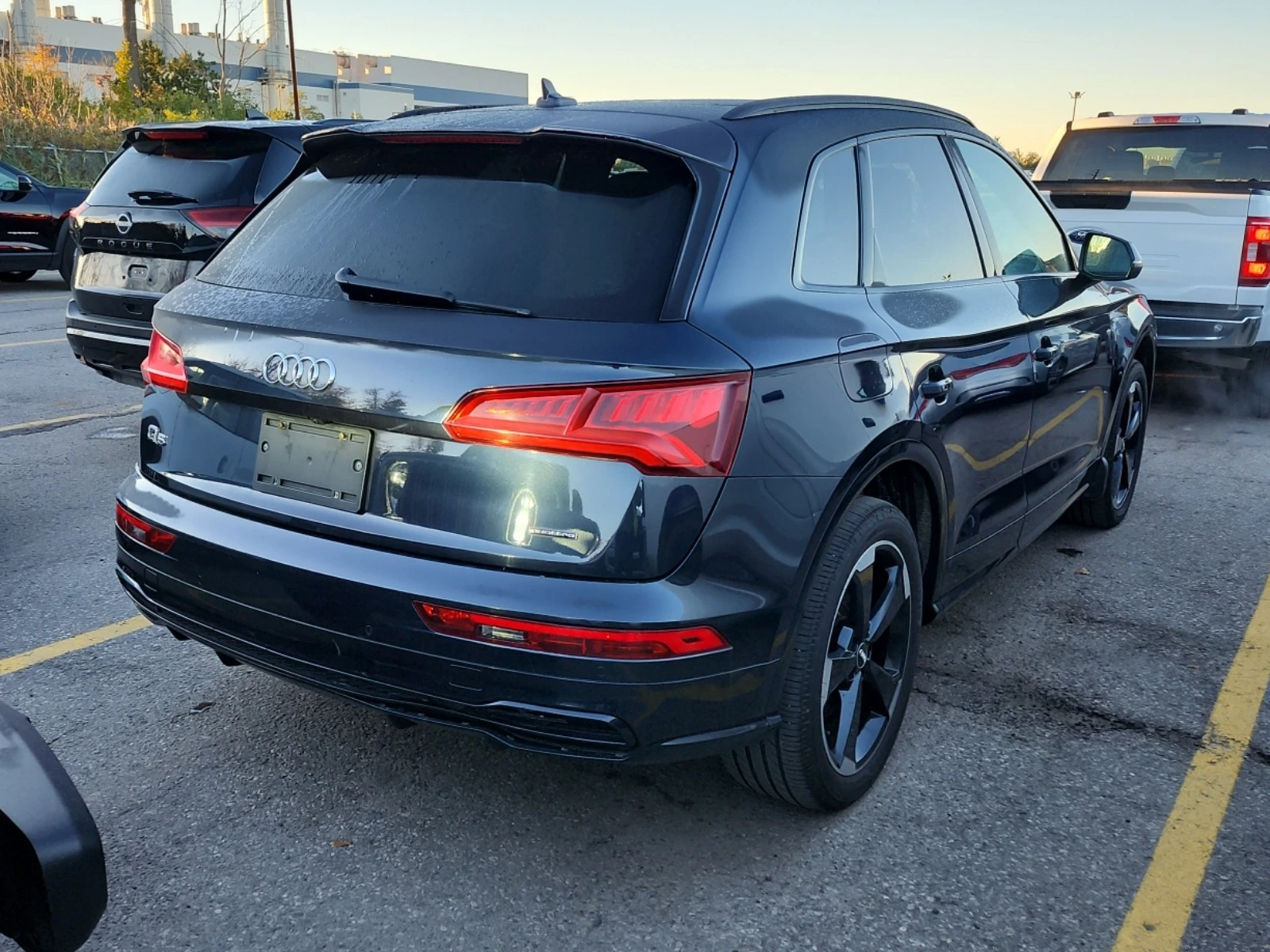 Audi Q5 PROGRESSIV* CARFAX * БЕЗ ПЪРВОНАЧАЛНА ВНОСКА - изображение 4