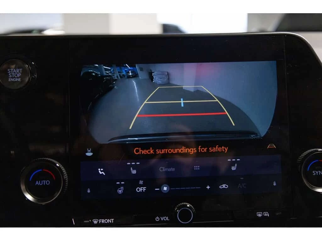 Lexus NX 250| AWD| CARFAX, снимка 15 - Автомобили и джипове - 53902125