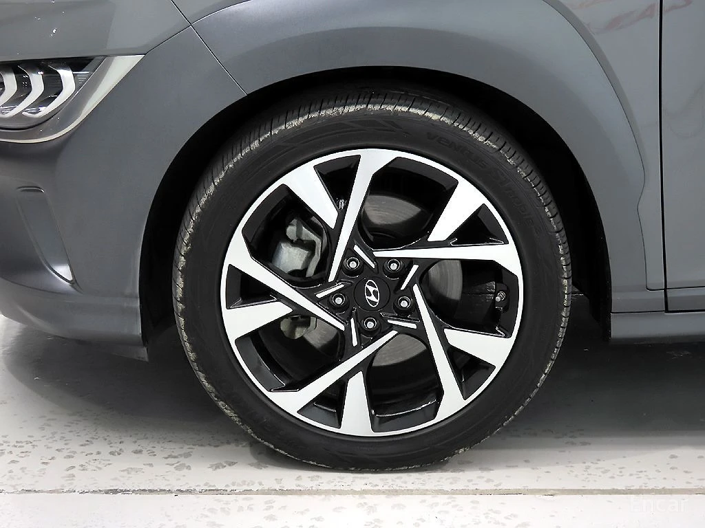 Hyundai Kona Inspiration 4x4* HEAD-UP* ПОДГРЕВ* ОБДУХВАНЕ* , снимка 5 - Автомобили и джипове - 54460347