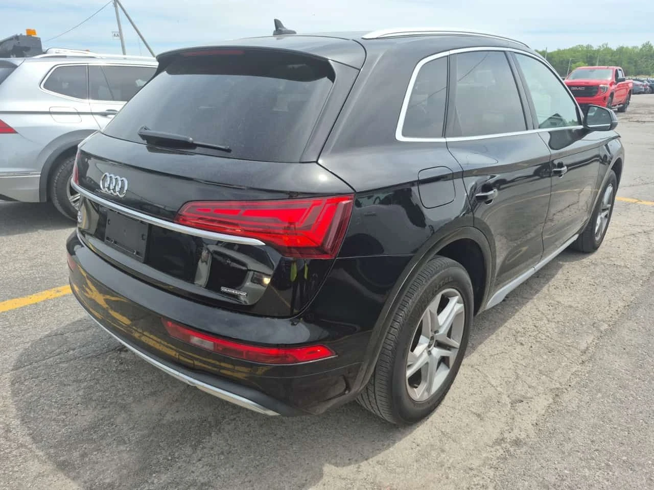 Audi Q5 * CARFAX * АВТОКРЕДИТ БЕЗ ПЪРВОНАЧАЛНА ВНОСКА, снимка 3 - Автомобили и джипове - 54787060