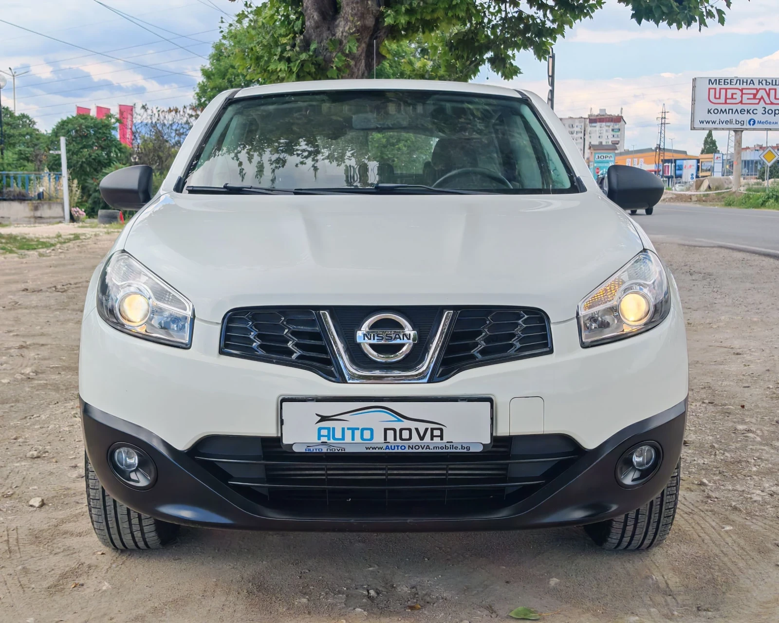 Nissan Qashqai 1.5 110  К.С. ДИЗЕЛ! 134 000 КМ! , снимка 2 - Автомобили и джипове - 54969951