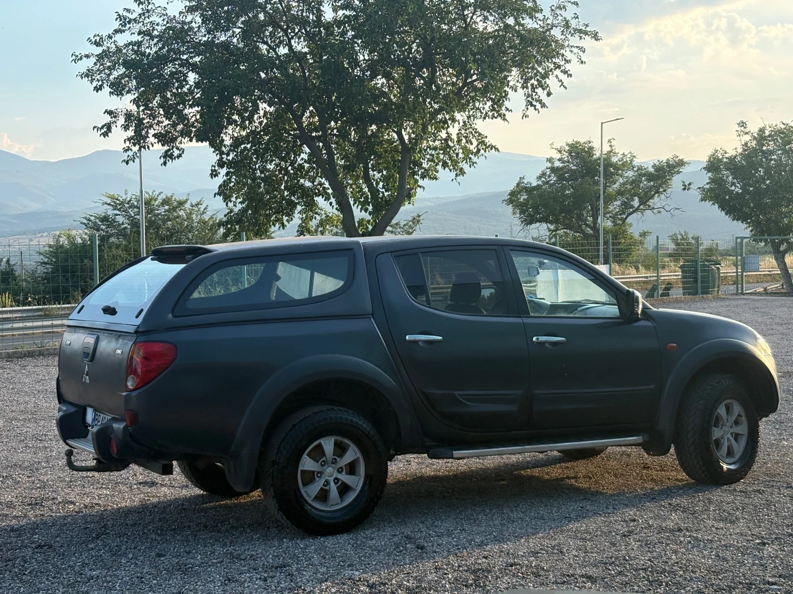 Mitsubishi L200, снимка 4 - Автомобили и джипове - 55481980