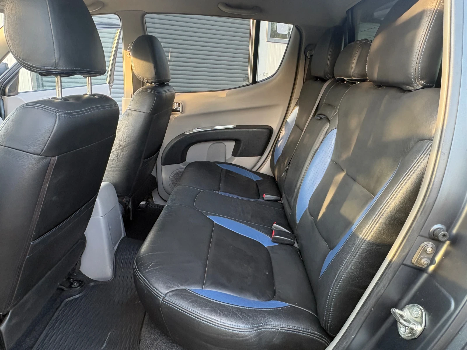 Mitsubishi L200, снимка 6 - Автомобили и джипове - 55481980