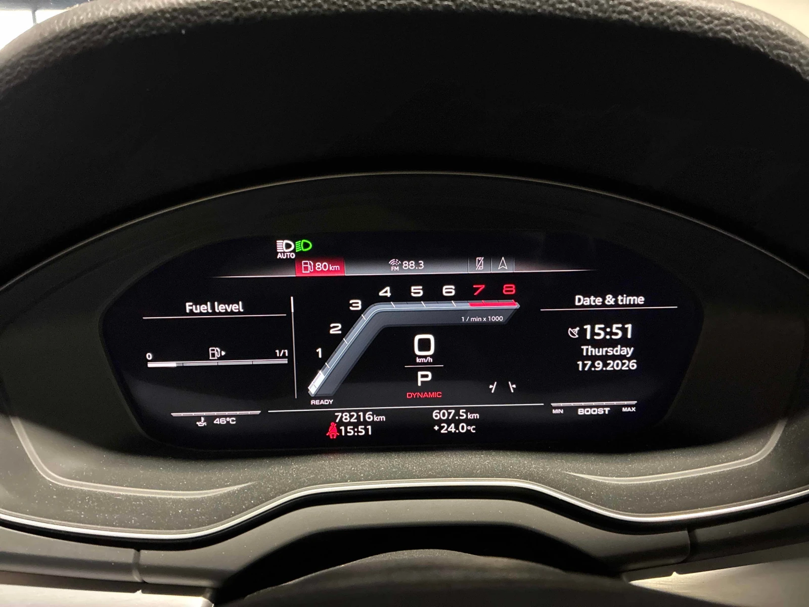 Audi SQ5 * Technik * CARFAX * БЕЗ ПЪРВОНАЧАЛНА ВНОСКА, снимка 8 - Автомобили и джипове - 56126972