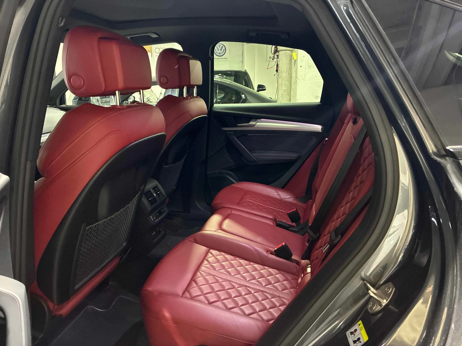 Audi SQ5 * Technik * CARFAX * БЕЗ ПЪРВОНАЧАЛНА ВНОСКА, снимка 13 - Автомобили и джипове - 56126972