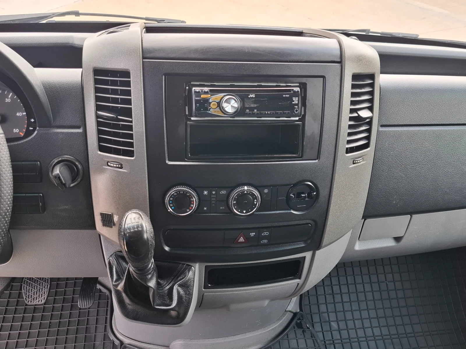 Mercedes-Benz Sprinter 313 CDI/Клима/Euro5 - изображение 8
