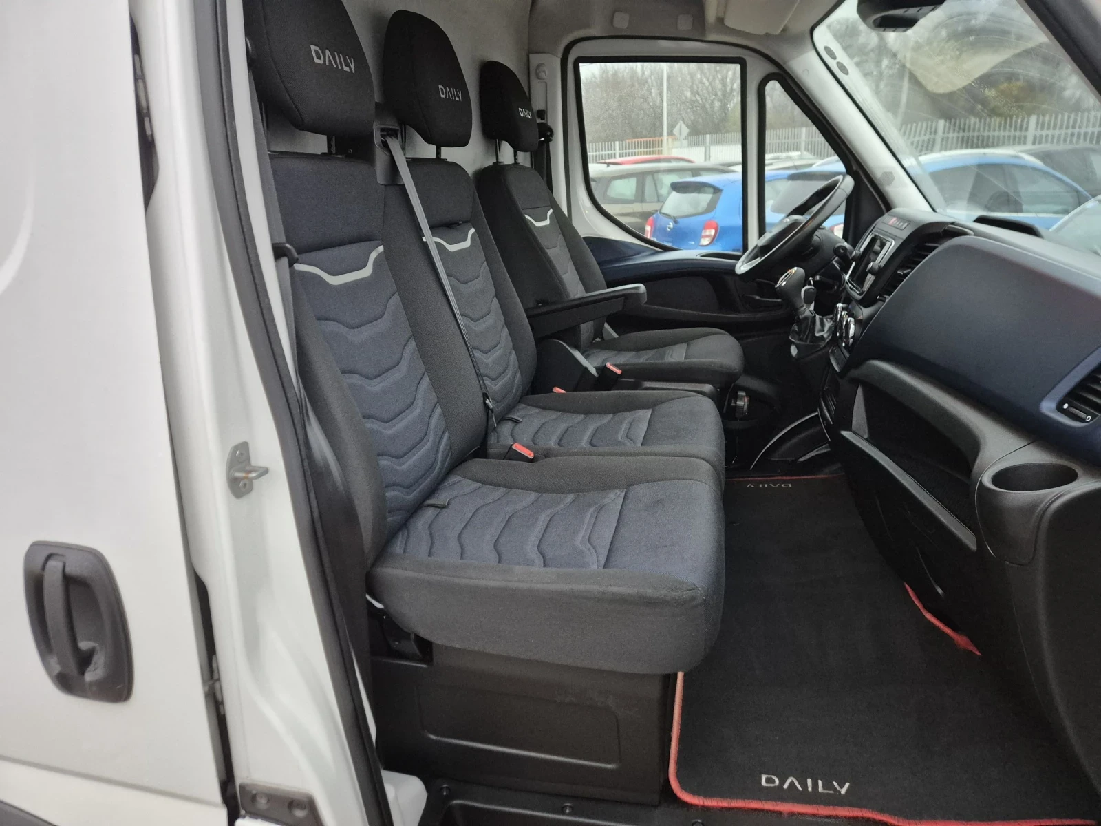 Iveco Daily 35S16 2.3 352L H3 | Mobile.bg � ����������� 11