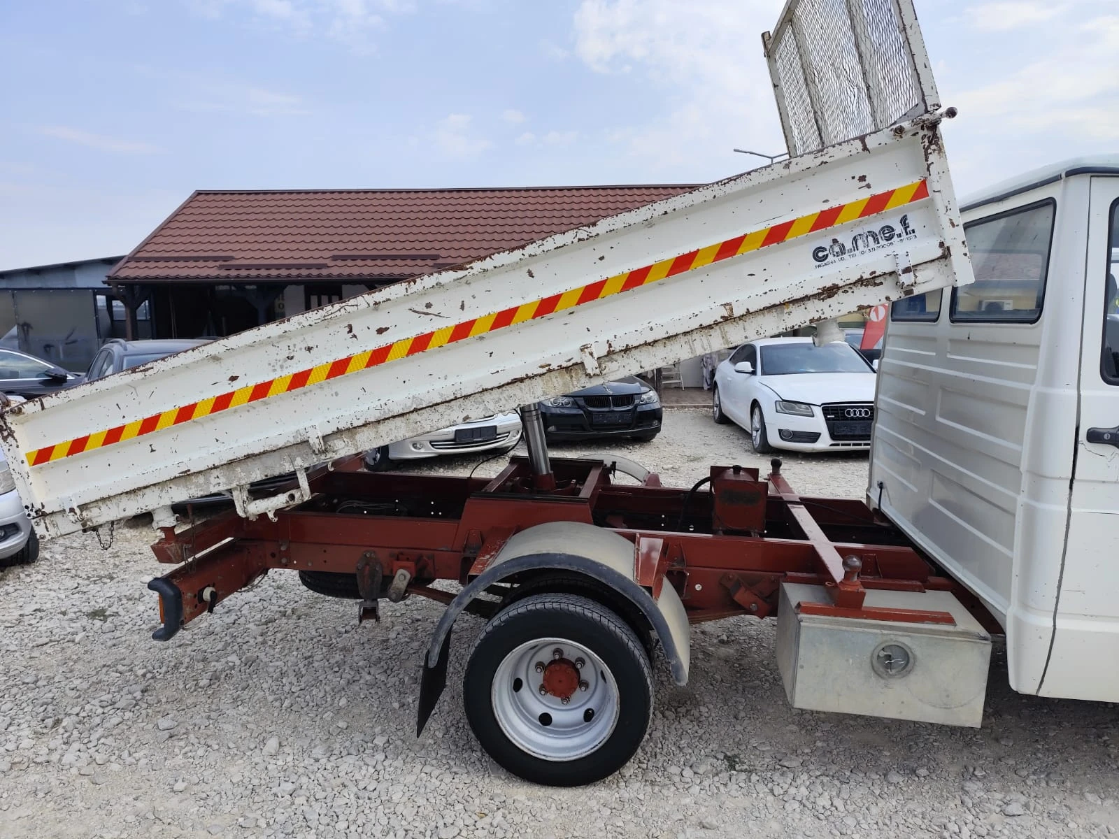 Iveco 35-8 2.5 дизел Самосвал, снимка 9 - Бусове и автобуси - 55708107