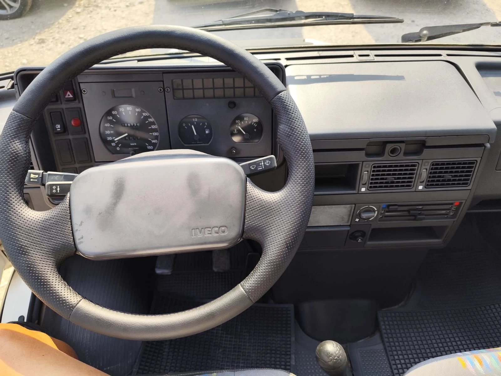 Iveco 35-8 2.5 дизел Самосвал, снимка 13 - Бусове и автобуси - 55708107