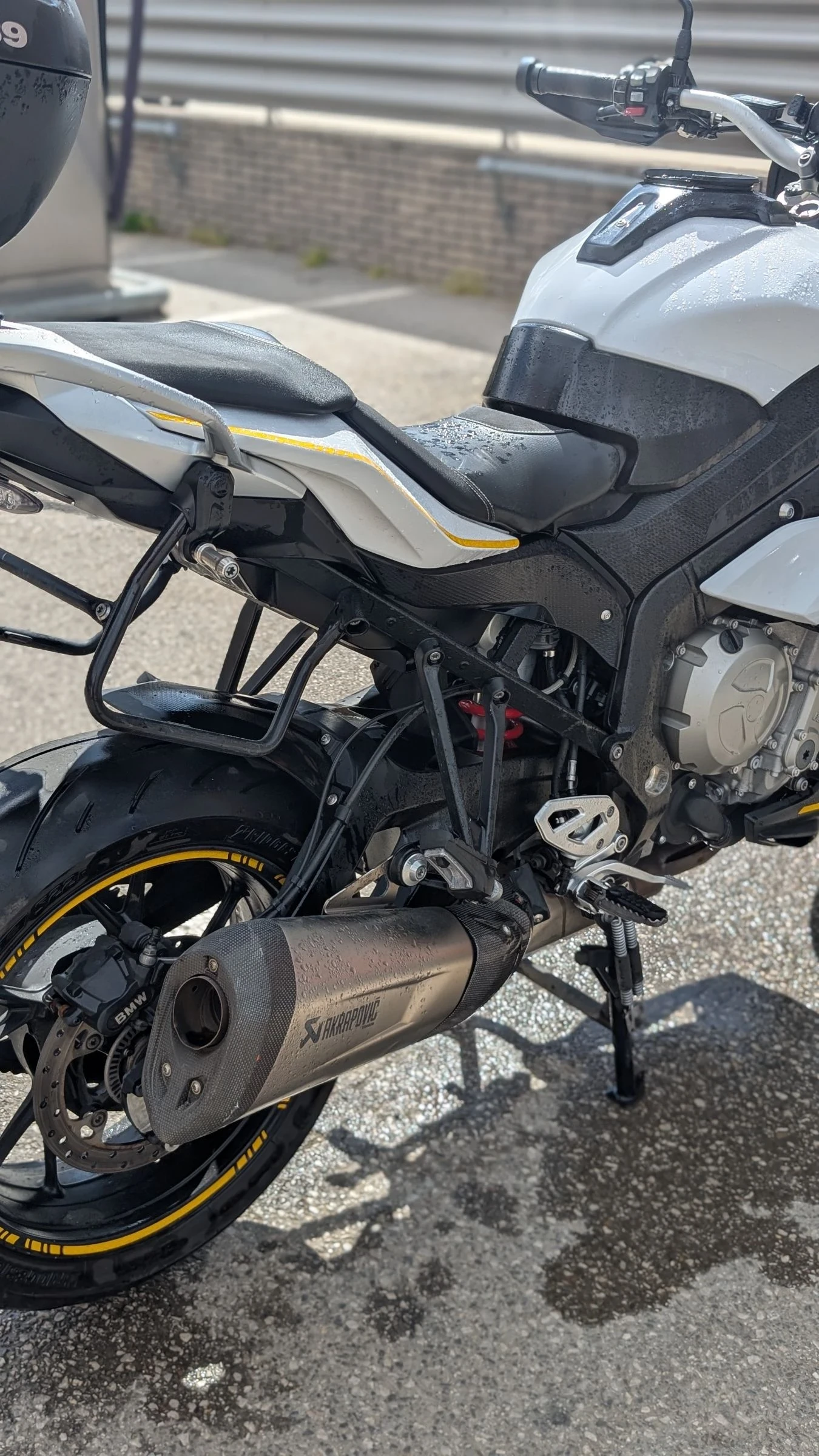 BMW S 1000 XR напълно оборудван и поддържан - изображение 5