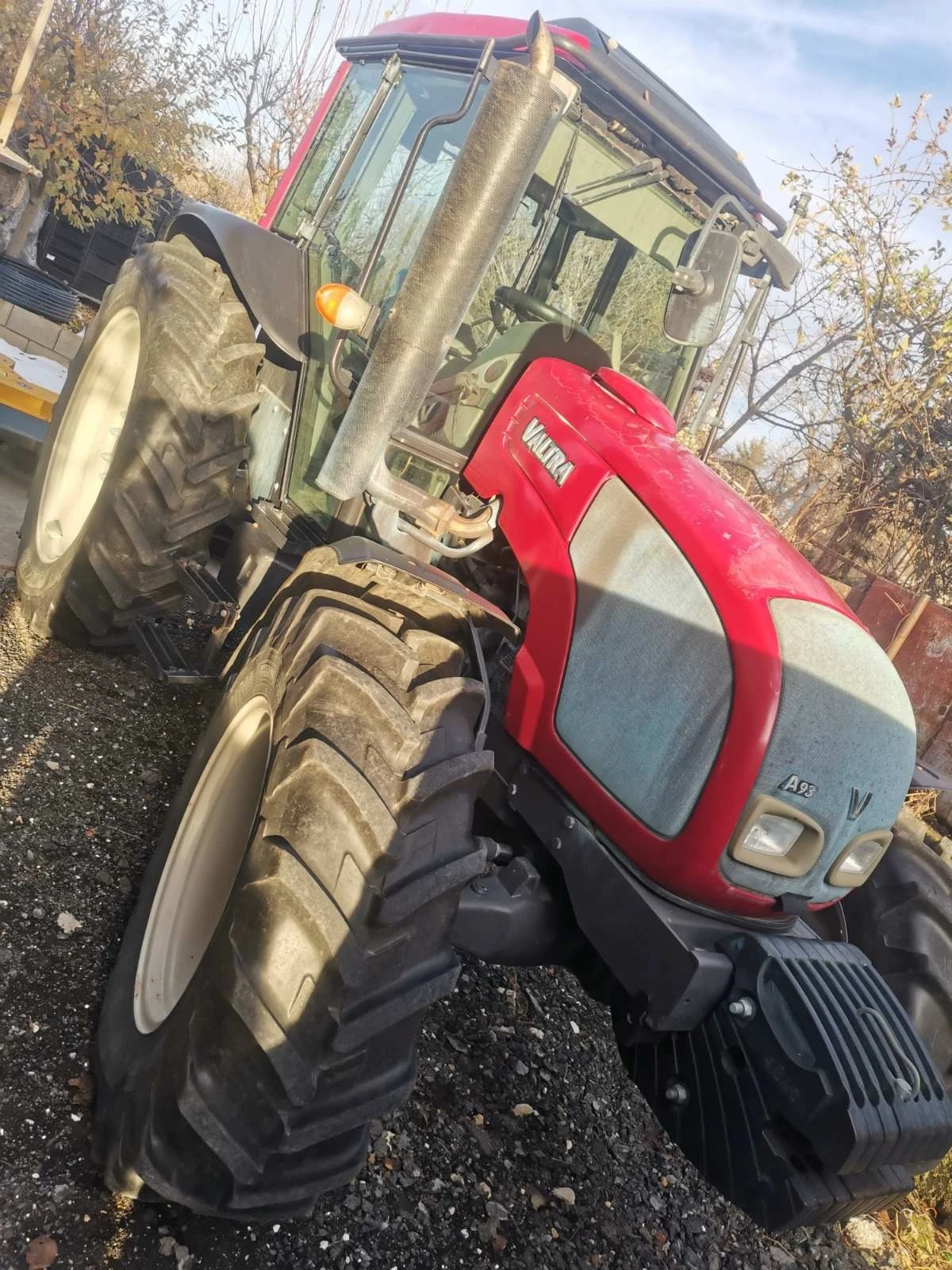 Трактор Valtra A93 - изображение 4