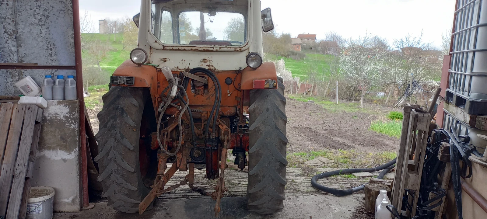 Трактор ЮМЗ, снимка 4 - Селскостопанска техника - 54171020