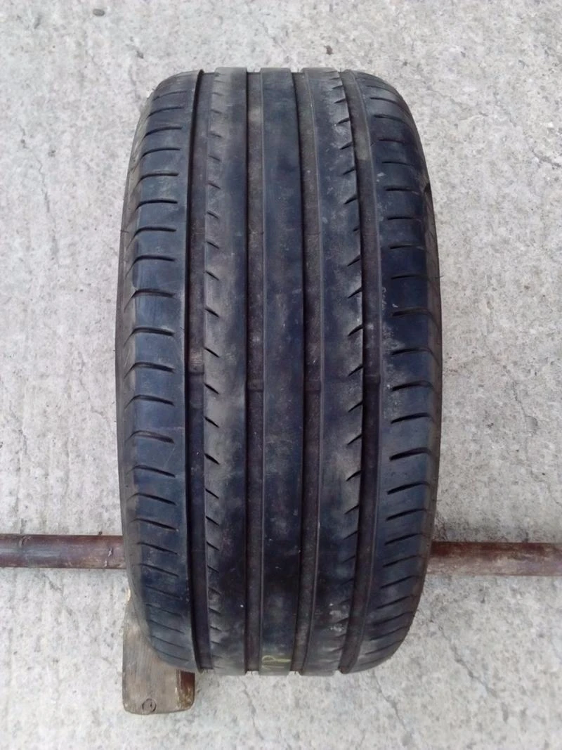 Гуми Летни 245/40R18, снимка 1 - Гуми и джанти - 18857769