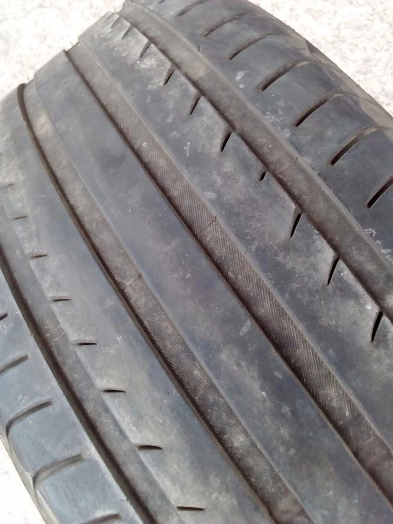 Гуми Летни 245/40R18, снимка 2 - Гуми и джанти - 18857769