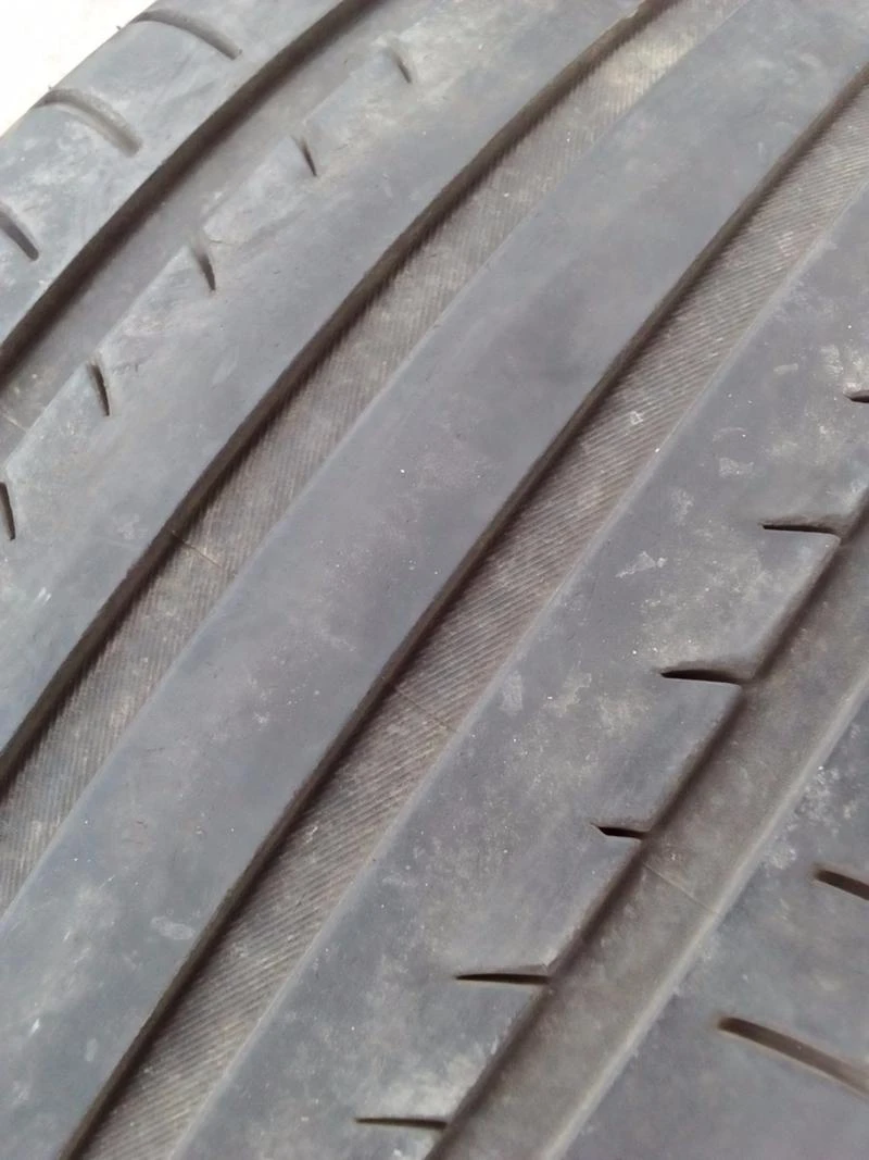 Гуми Летни 245/40R18, снимка 8 - Гуми и джанти - 18857769