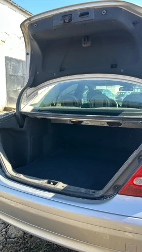 Mercedes-Benz C 220 CDI, снимка 11