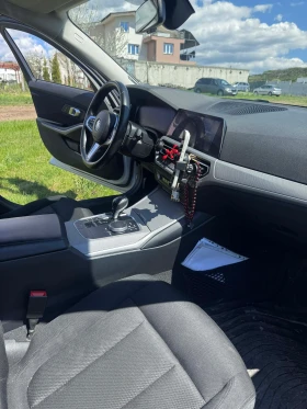 BMW 320 D / X-Drive / Carplay / СЕРВИЗНА ИСТОРИЯ, снимка 11