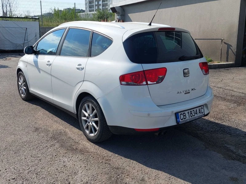 Seat Altea XL 2.0 TDI, снимка 4 - Автомобили и джипове - 47415038