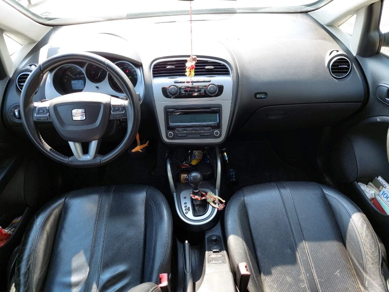 Seat Altea XL 2.0 TDI, снимка 10 - Автомобили и джипове - 47415038