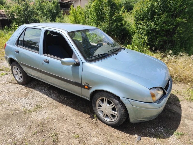 Ford Fiesta, снимка 1 - Автомобили и джипове - 47170765