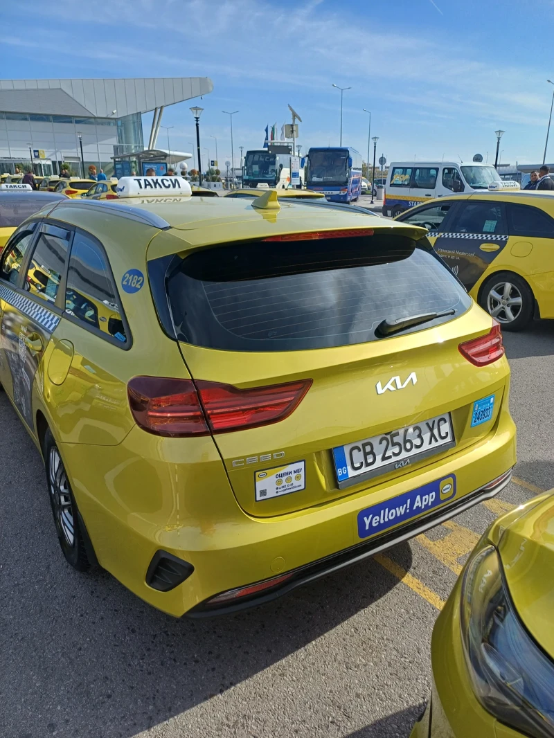 Kia Ceed, снимка 2 - Автомобили и джипове - 48122218