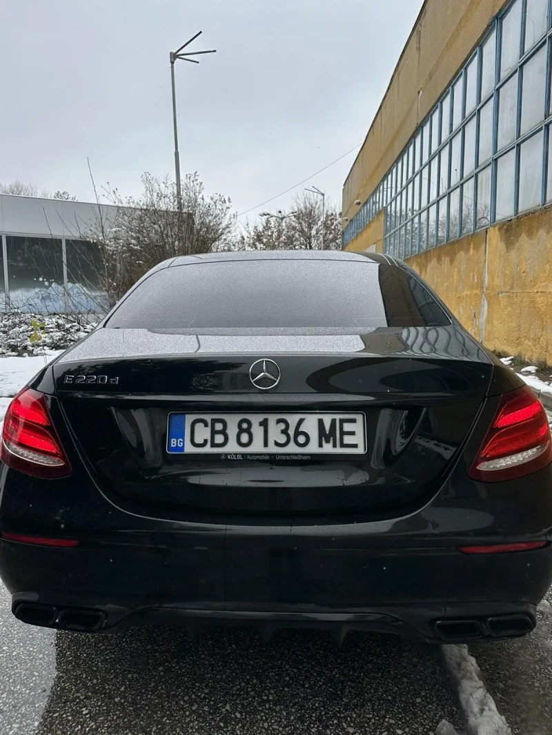 Mercedes-Benz E 220, снимка 9 - Автомобили и джипове - 48731916