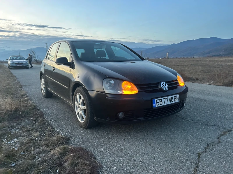 VW Golf 5, снимка 1 - Автомобили и джипове - 48933477