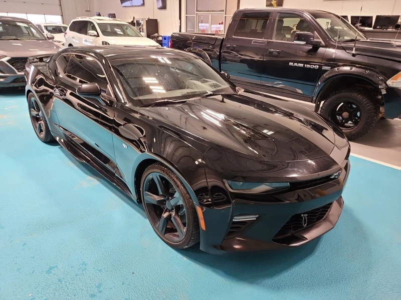 Chevrolet Camaro 2SS * * CARFAX * * АВТО КРЕДИТ * * , снимка 2 - Автомобили и джипове - 52893917