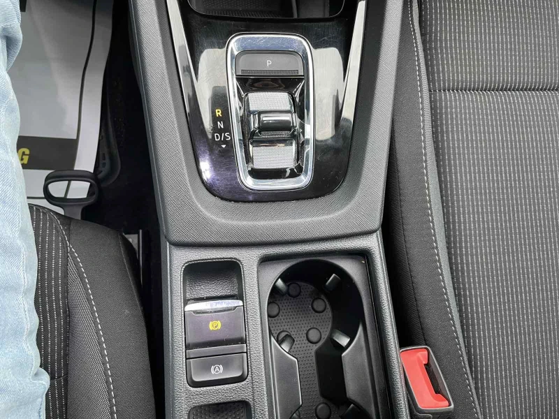 Skoda Octavia 2.0 TDI 150hp DSG7 , снимка 10 - Автомобили и джипове - 53246001