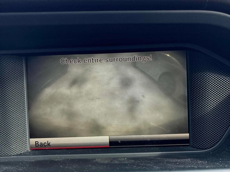 Mercedes-Benz C 350 4MATIC * ПЪЛЕН AMG ПАКЕТ* ПРЕДСТАВИТЕЛСТВО НА BMW*, снимка 11 - Автомобили и джипове - 53363228